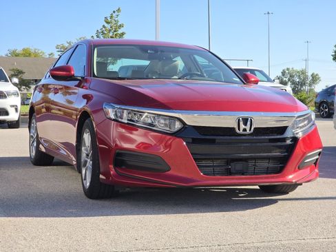 Certified 2020 Honda Accord LX image 2