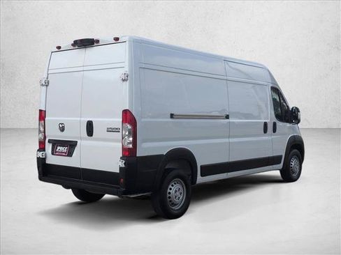 Used 2025 RAM ProMaster 2500 w/ Convenience Group FWD image 5