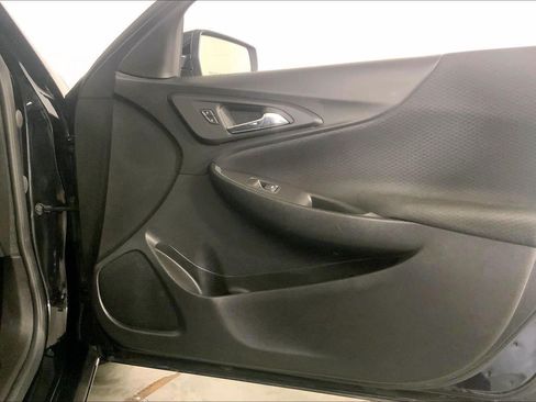 Used 2025 Chevrolet Malibu LT FWD image 25