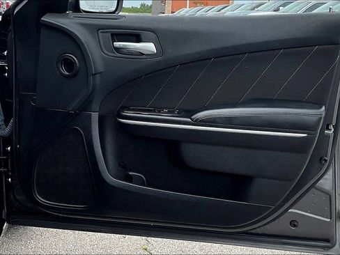 Used 2021 Dodge Charger SXT RWD image 19