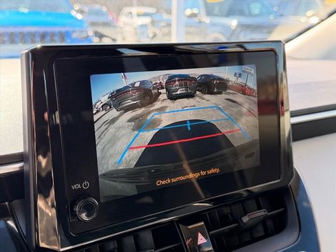 Used 2023 Toyota Corolla LE image 22