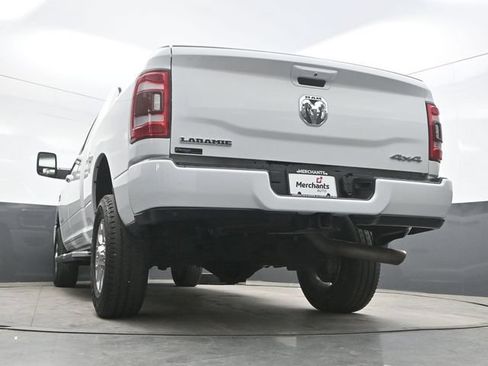 Used 2024 RAM 2500 Laramie AWD/4WD image 37
