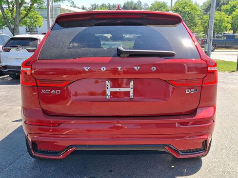 Certified 2025 Volvo XC60 B5 Ultra AWD/4WD image 5