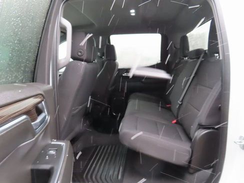 Used 2024 Chevrolet Silverado 1500 LT AWD/4WD image 23