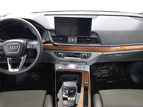 Used 2024 Audi Q5 e Prestige image 19