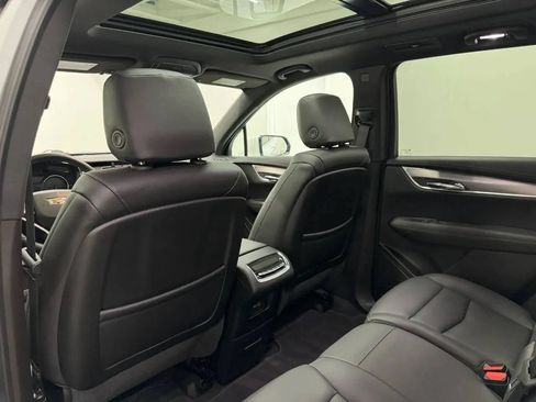 Used 2023 Cadillac XT6 Luxury FWD image 13