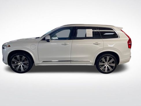 Certified 2024 Volvo XC90 T8 Ultimate AWD/4WD image 2