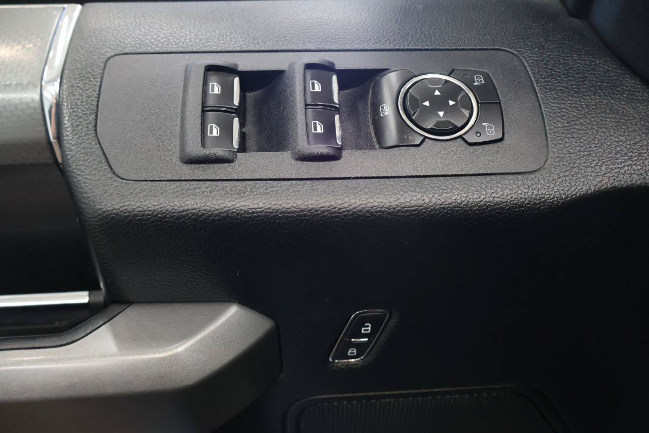 Used 2015 Ford F150 XLT w/ Equipment Group 302A Luxury AWD/4WD image 17