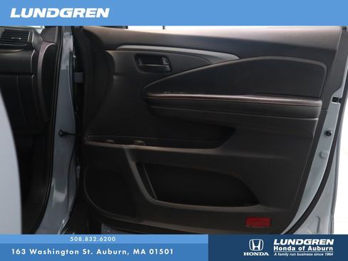 Used 2023 Honda Passport TrailSport image 17