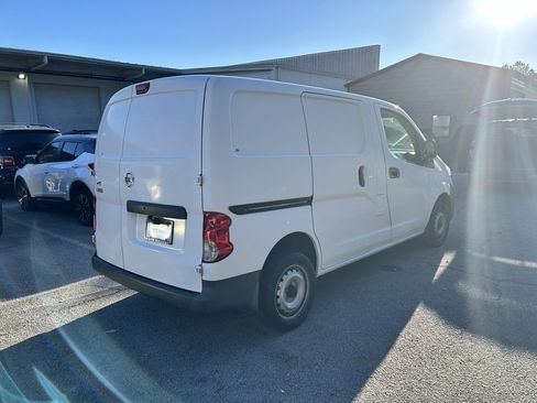 Used 2017 Nissan NV200 S image 6