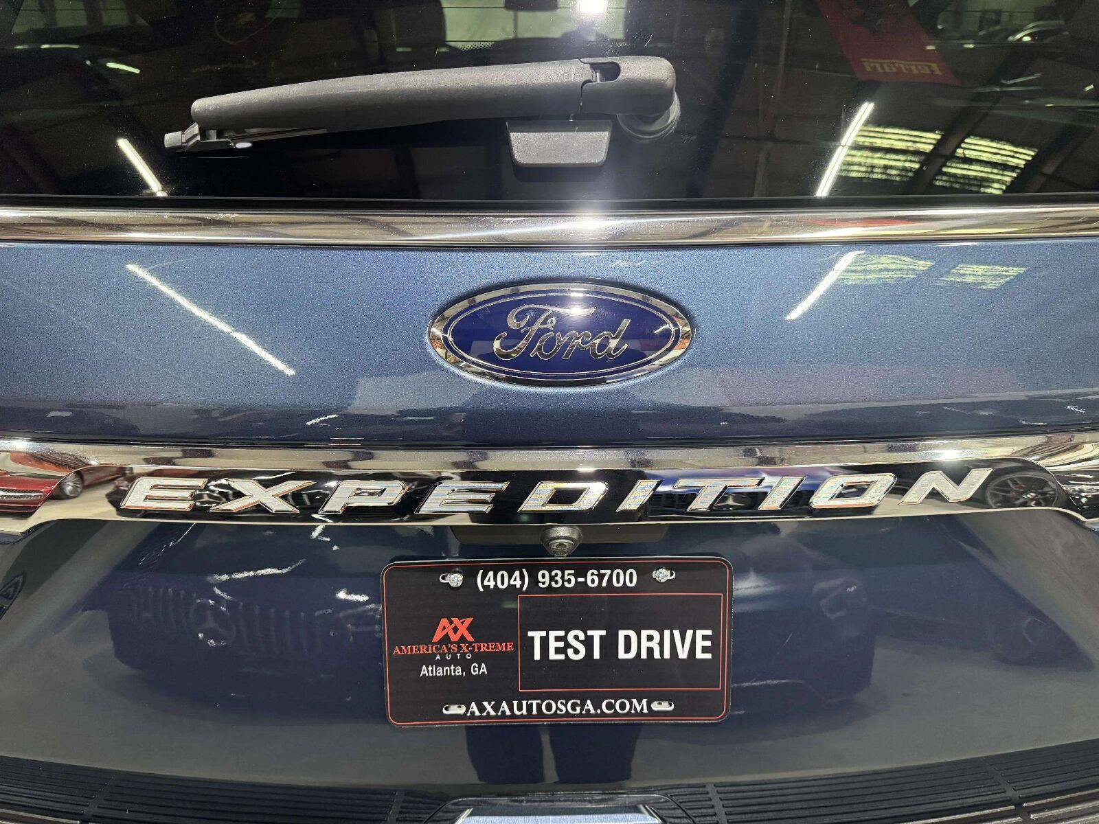 Used 2020 Ford Expedition Max XLT w/ Equipment Group 202A AWD/4WD image 7