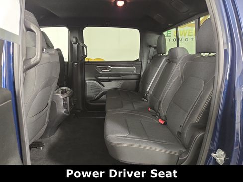 Used 2019 RAM 1500 Big Horn AWD/4WD image 11