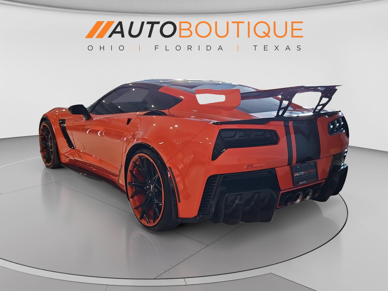Used 2019 Chevrolet Corvette Z06 RWD image 3