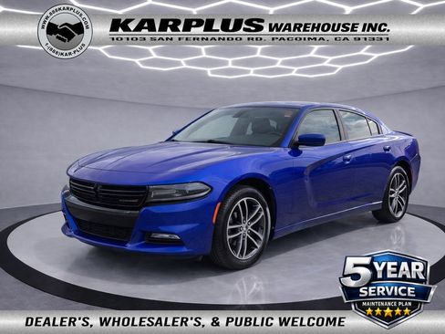 Used 2019 Dodge Charger SXT w/ Driver Confidence Group image 1