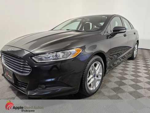 Used 2013 Ford Fusion SE FWD image 3