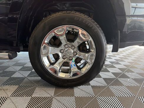 Used 2020 RAM 1500 Big Horn AWD/4WD image 9