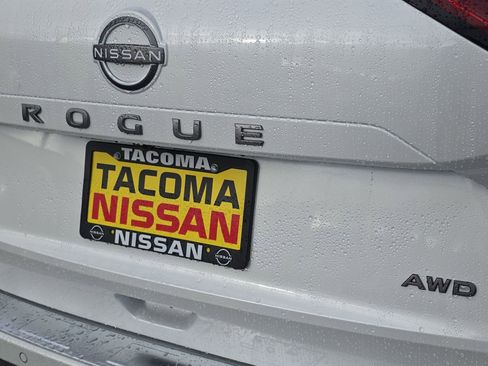 New 2026 Nissan Rogue SV w/ SV Premium Package image 26