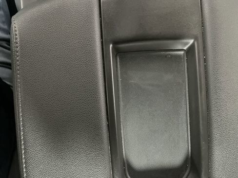 Used 2025 Chevrolet Silverado 1500 LT image 23