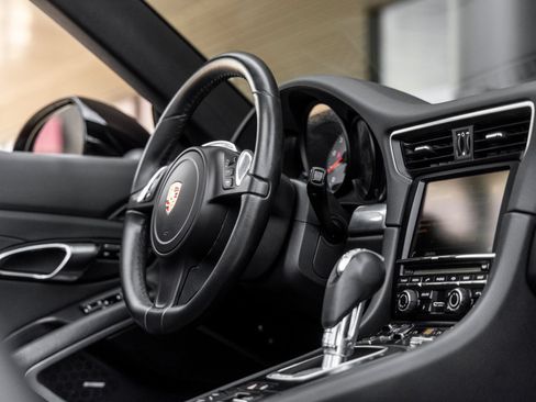Certified 2014 Porsche 911 Carrera 4S AWD/4WD image 44