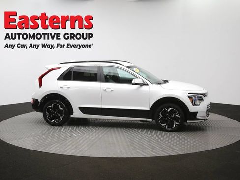 Used 2023 Kia Niro Wind FWD image 44