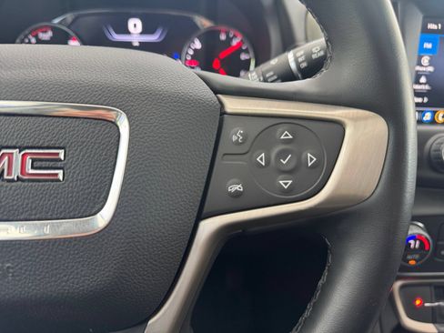 Used 2023 GMC Terrain Denali w/ Denali Premium Package AWD/4WD image 22