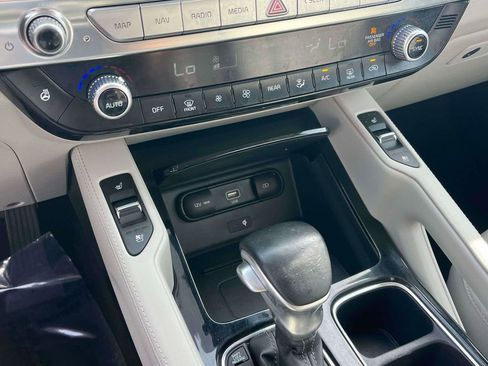 Used 2022 Kia Telluride EX image 23
