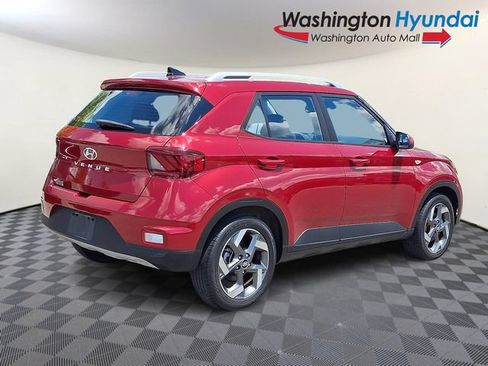 Used 2022 Hyundai Venue Limited w/ Cargo Package FWD image 6