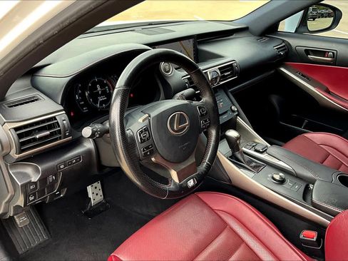 Used 2018 Lexus IS 300 F Sport w/ F Sport Package RWD image 17
