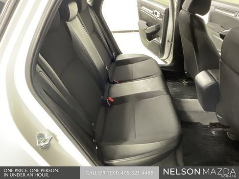 Used 2024 Honda Civic Sport image 29