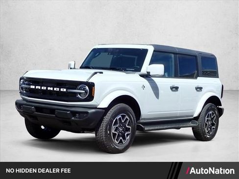 New 2026 Ford Bronco Outer Banks AWD/4WD image 1