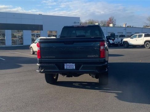 Used 2020 Chevrolet Silverado 2500 High Country w/ Technology Package image 7