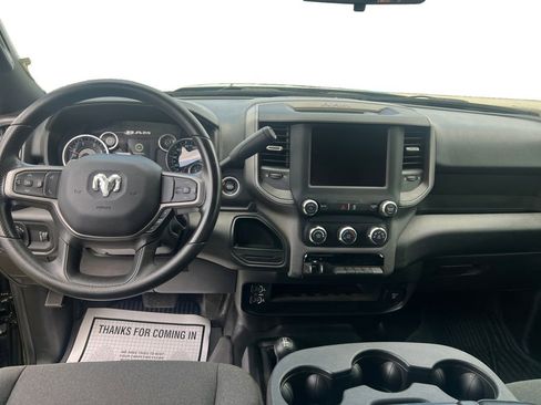 Used 2024 RAM 3500 Tradesman w/ Chrome Appearance Group AWD/4WD image 10