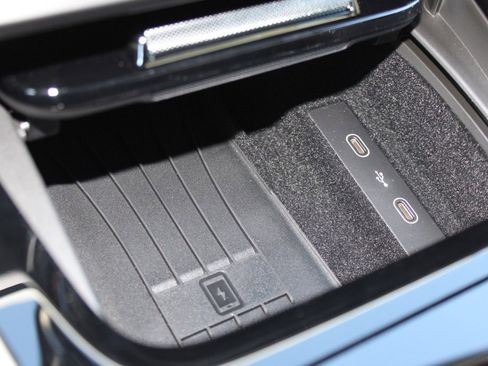 New 2026 Porsche Cayenne image 28