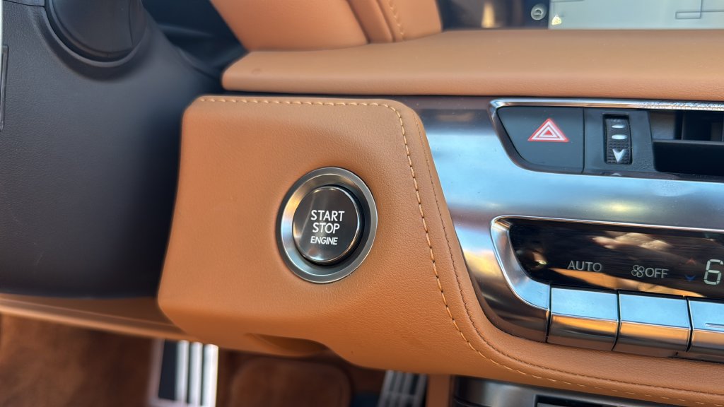 Used 2021 Lexus LC 500 Convertible w/ Touring Package RWD image 31