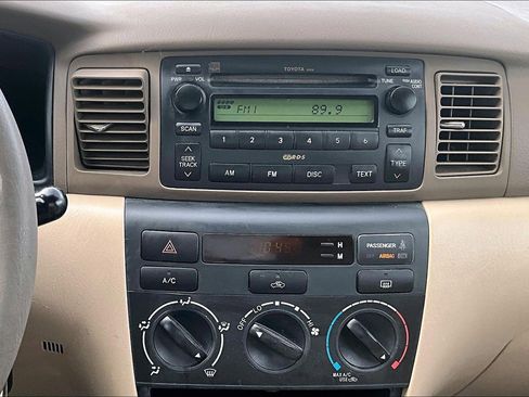 Used 2006 Toyota Corolla LE image 6