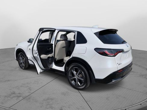 Certified 2025 Honda HR-V EX-L image 36
