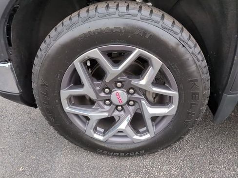 Certified 2022 GMC Sierra 1500 SLT w/ SLT Premium Plus Package AWD/4WD image 12