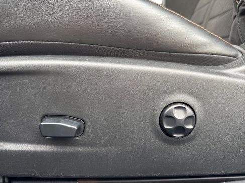 Used 2020 Dodge Challenger R/T image 31