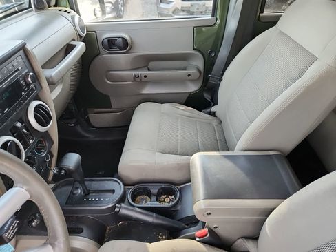 Used 2008 Jeep Wrangler Unlimited Sahara w/ Dual Top Group image 11