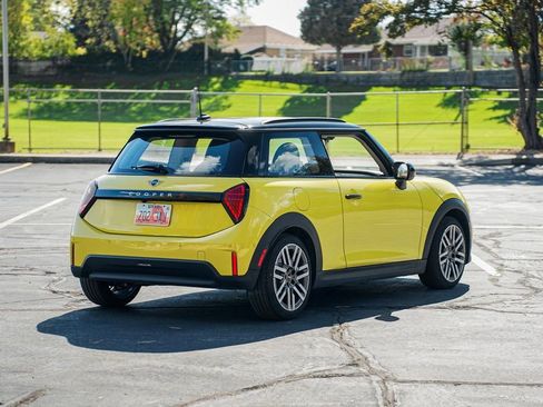 Used 2025 MINI Cooper S FWD image 5