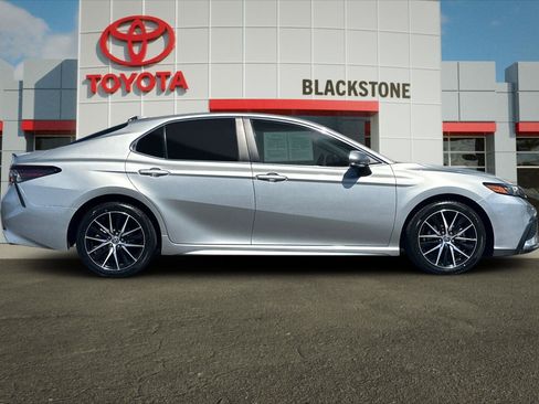 Certified 2024 Toyota Camry SE FWD image 2