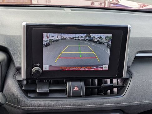 Used 2024 Toyota RAV4 LE image 21