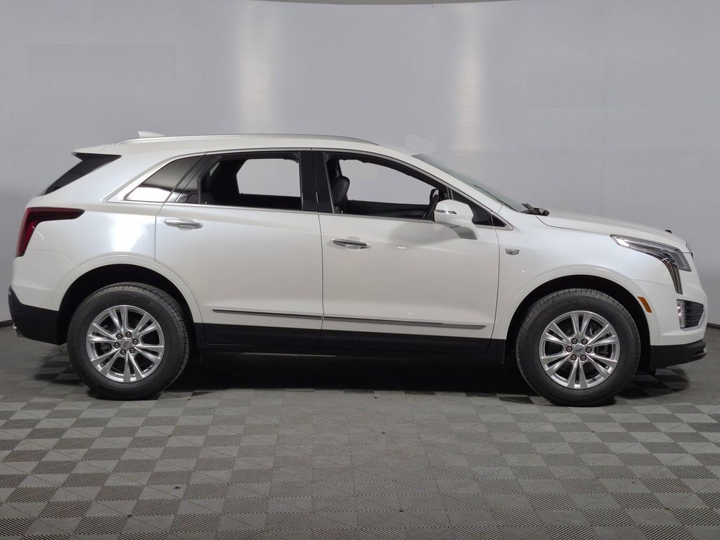 New 2026 Cadillac XT5 Luxury w/ LPO, Floor Liner Package AWD/4WD image 8