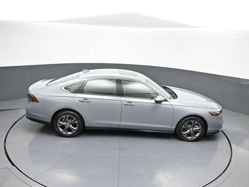 Used 2024 Honda Accord EX-L image 36