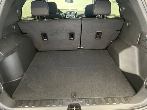 Used 2022 Chevrolet Equinox LT image 48