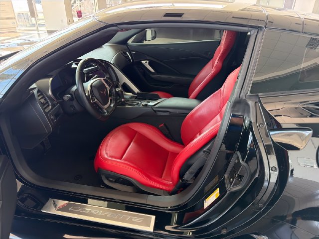 Used 2019 Chevrolet Corvette Grand Sport w/ Carbon Flash Badge Package RWD image 9