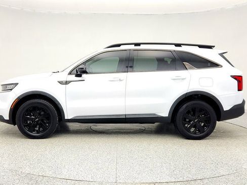 Used 2022 Kia Sorento S image 8