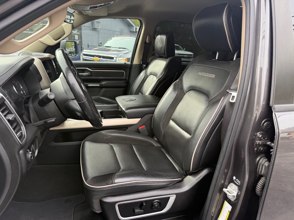 Used 2021 RAM 1500 Laramie AWD/4WD image 3