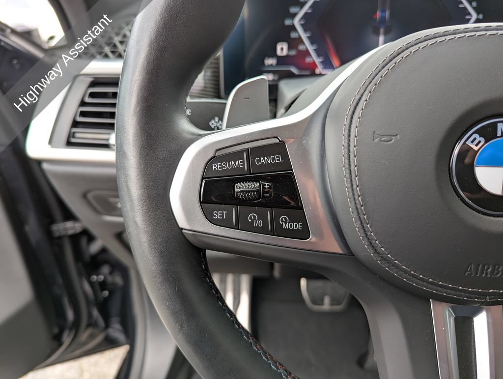 Used 2025 BMW X6 M60i AWD/4WD image 19