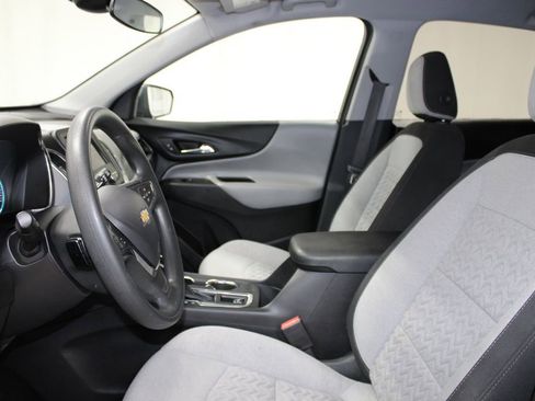 Used 2023 Chevrolet Equinox LT AWD/4WD image 14